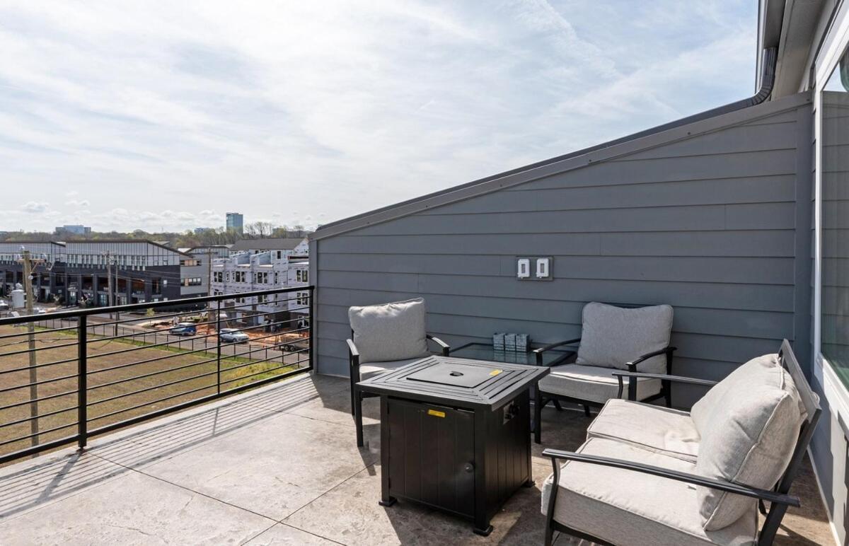 Ultimate Downtown Oasis, 10 Guests